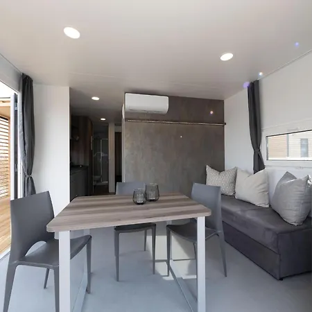 Mobilehome Auf Dem Vital Camp Ferienhaus Bayerbach